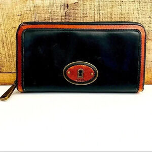 Fossil RFID Large Leather Zip Around Key Per Wallet